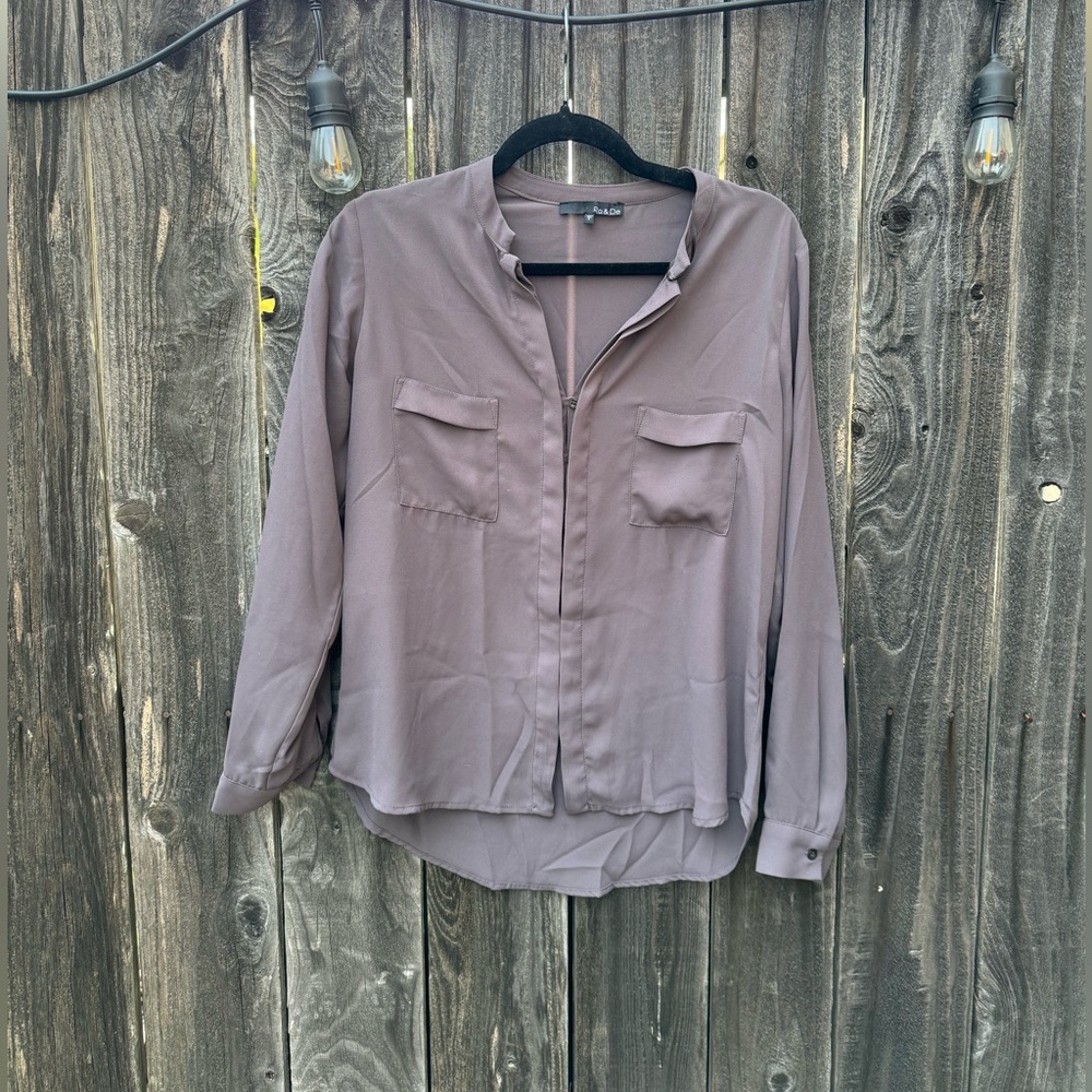 Ro and De purple v neck button up utility style long sleeve blouse size small